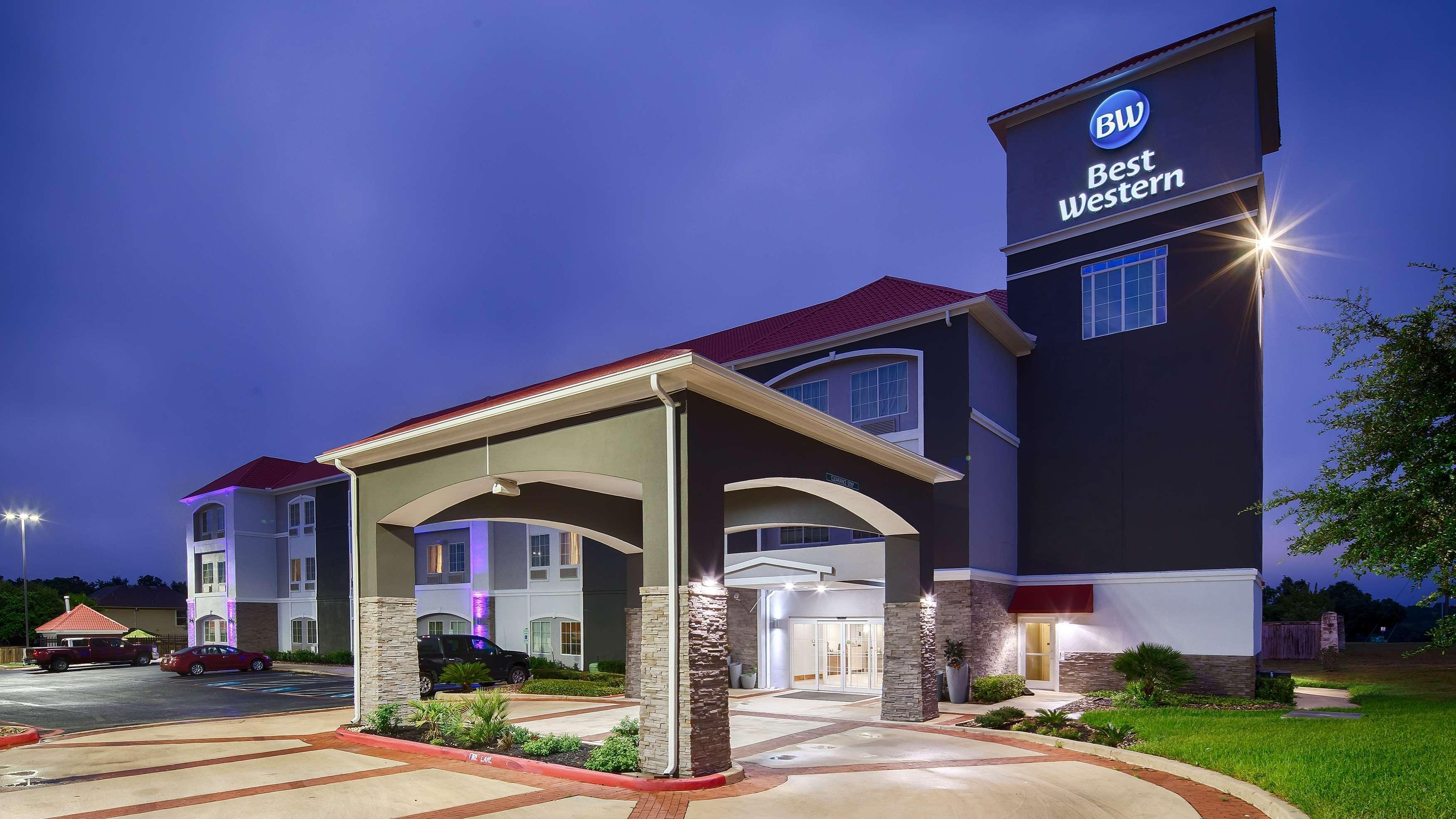 Best Western Boerne Inn & Suites Bagian luar foto